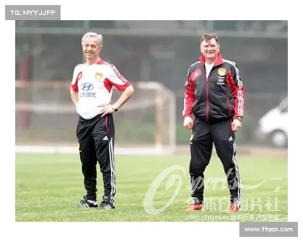 北京大运河球场高温挑战下U12组小球员补水策略纳入赛事保障预案 北京大运河球场高温挑战下U12组小球员补水策略纳入赛事保障预案